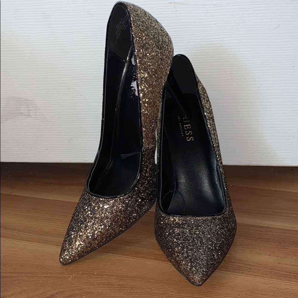 Guess WGSeems-R Gold Glitter Heels